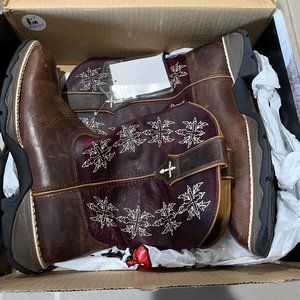 Durango Lady Rebel Boots size 8 NWT, Never Worn